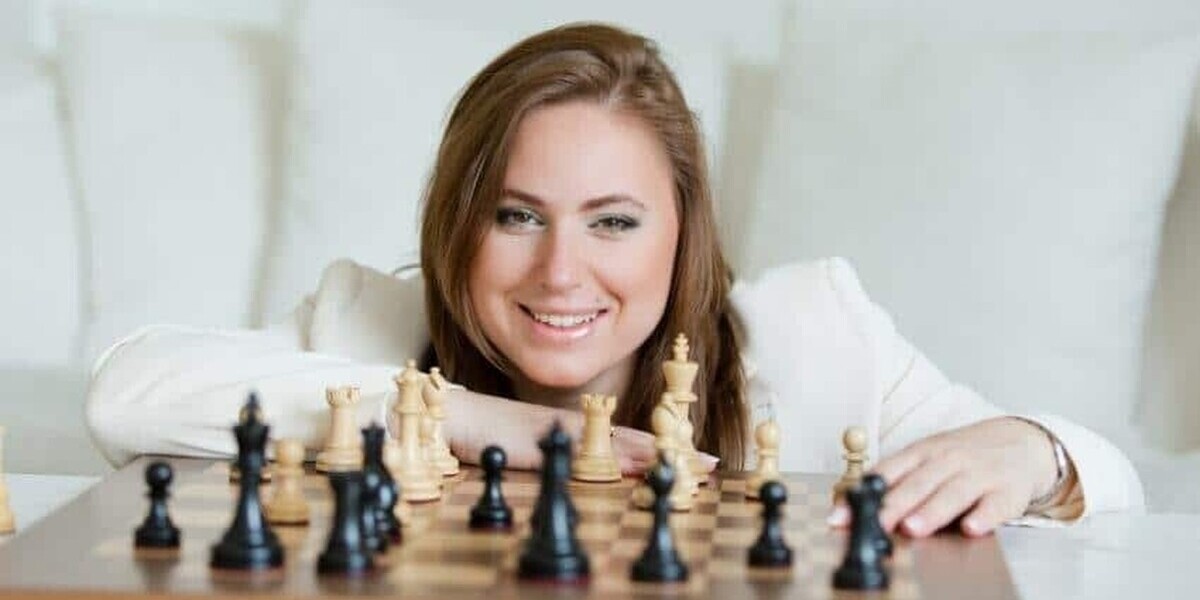 Peter Magyar propose la championne d’échecs Judit Polgar à la présidence hongroise