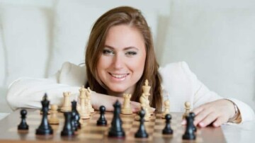 Peter Magyar propose la championne d’échecs Judit Polgar à la présidence hongroise