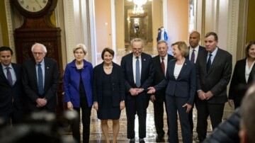 Plus de cent démocrates votent contre l’aide militaire à Israël avant les midterms