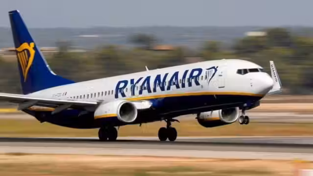 Ryanair voit ses bénéfices chuter de 34 % à cause de la guerre en Iran Ryanair voit ses bénéfices chuter de 34 % à cause de la guerre en Iran