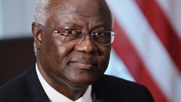 Sierra Leone abandonne les charges de trahison contre l’ex-président Koroma
