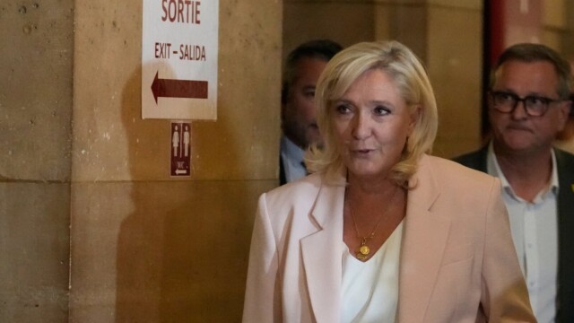Sondage : Marine Le Pen largement en tête au premier tour de la présidentielle 2027 Sondage : Marine Le Pen largement en tête au premier tour de la présidentielle 2027