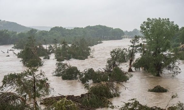 Texas : une fillette hélitreuillée lors des inondations dans le comté d’Uvalde