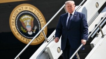 Trump menace d’utiliser les avoirs iraniens gelés, Téhéran riposte
