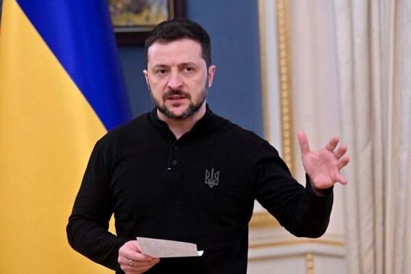 Ukraine : Zelensky écarte sa Première ministre et remanie le gouvernement