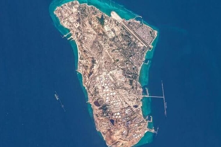 Un pétrolier iranien frappé deux fois en deux jours près de l’île de Kharg