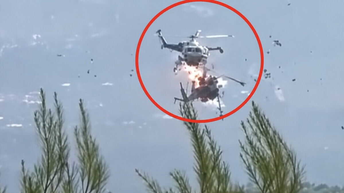 Shocking video - Two firefighting helicopters collide in Greece