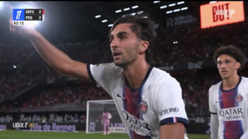 — Ligue 1 : le PSG fait nul à Rennes, Ferran Torres sauve Paris avec un doublé pour ses débuts (2-2)