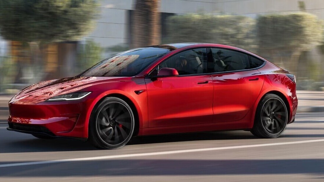 Après la carotte, le bâton ? Voitures électriques : la France réfléchit à une taxe au kilomètre
