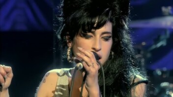 Amy Winehouse : « Back to Black » ressort avec quatre démos inédites