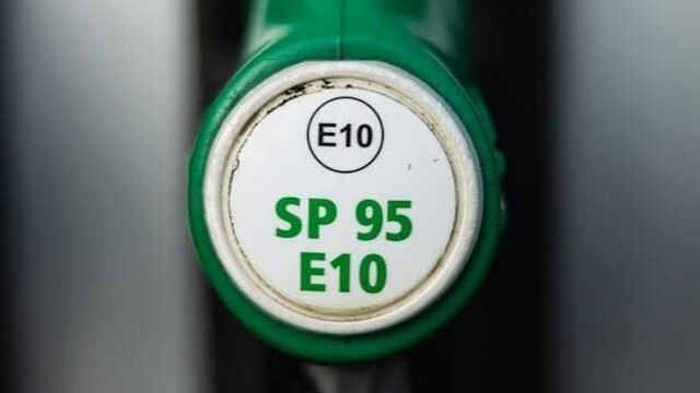 Carburants : le SP95-E10 repasse sous la barre des deux euros