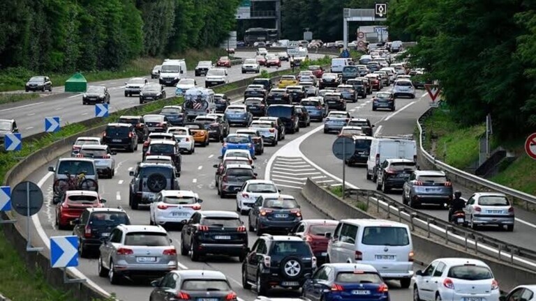 Départs en vacances : une circulation « extrêmement difficile » samedi sur les routes