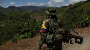 Facebook et TikTok accusés de pousser des enfants vers les groupes armés en Colombie