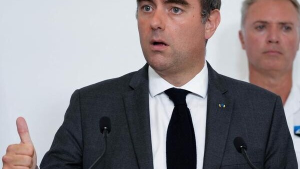 Retraites : Sébastien Lecornu confirme que les pensions les plus élevées pourraient être gelées