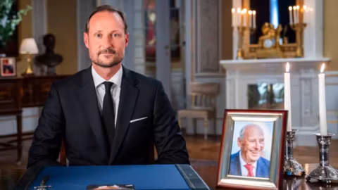 Norvège : Haakon VIII prononce son premier discours après la mort de Harald V