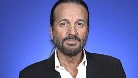 Présidentielle 2027 : Francis Lalanne officialise sa candidature