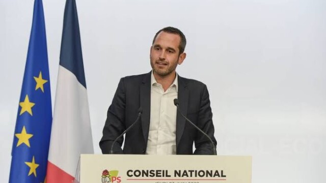 Présidentielle 2027 : Pierre Jouvet met François Hollande au défi de participer à la primaire — photo