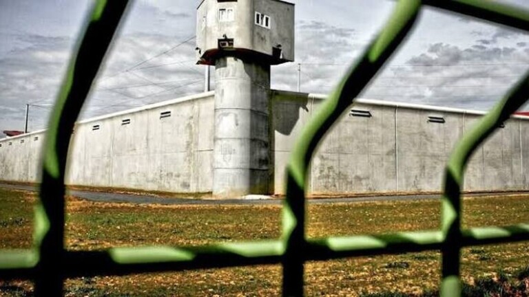 Prisons françaises : près de 90 000 détenus, un record qui rapproche le système de l’explosion