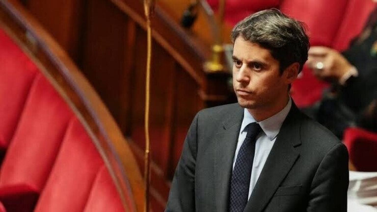 Réseaux sociaux interdits aux moins de 15 ans : Gabriel Attal demande un référendum