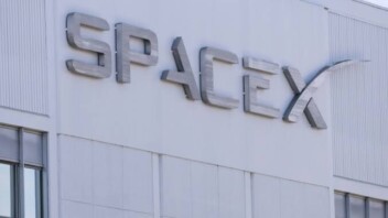 SpaceX double presque ses revenus, mais son action continue de s’effondrer