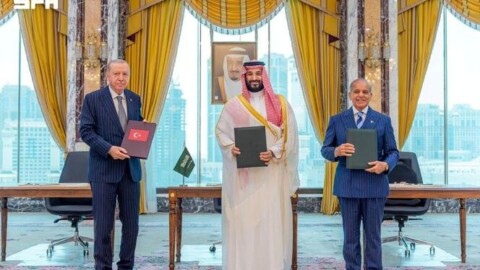 Arabie saoudite, Pakistan et Turquie scellent un accord de défense mutuelle à Jeddah