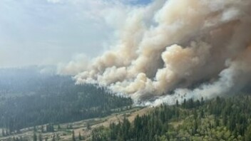Canada : 20 000 personnes évacuées après un violent incendie en Colombie-Britannique