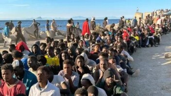 Des milliers de migrants toujours présents à Ceuta après la crise migratoire