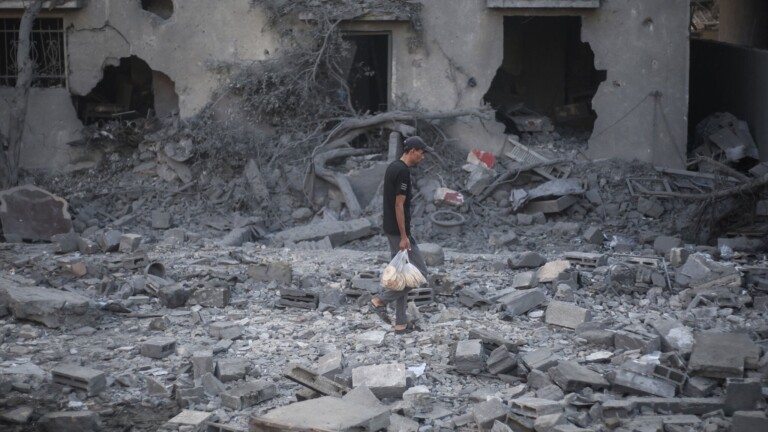 Gaza : huit Palestiniens tués par des frappes israéliennes malgré la feuille de route Trump
