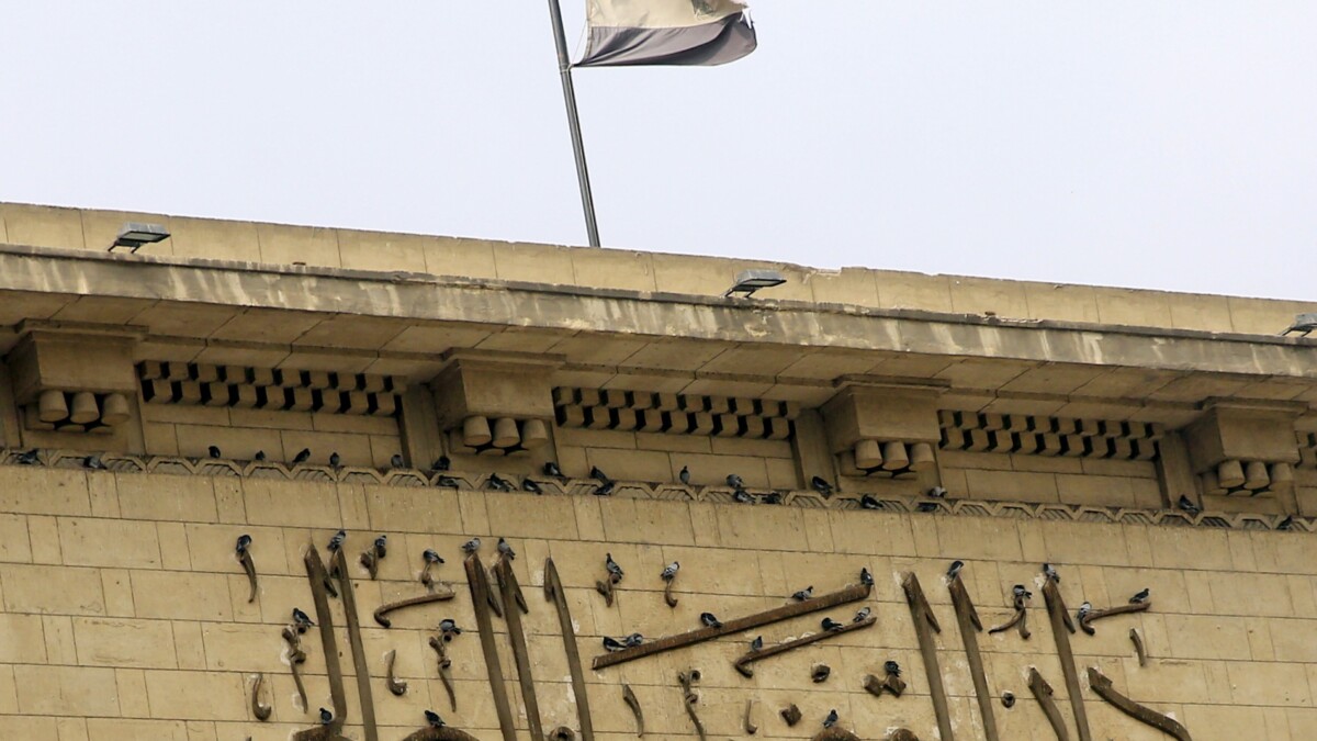 Égypte : des faux juges arrêtés après une vaste escroquerie aux logements