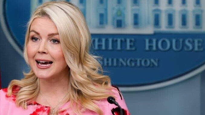 Karoline Leavitt quitte son poste de porte-parole de la Maison-Blanche