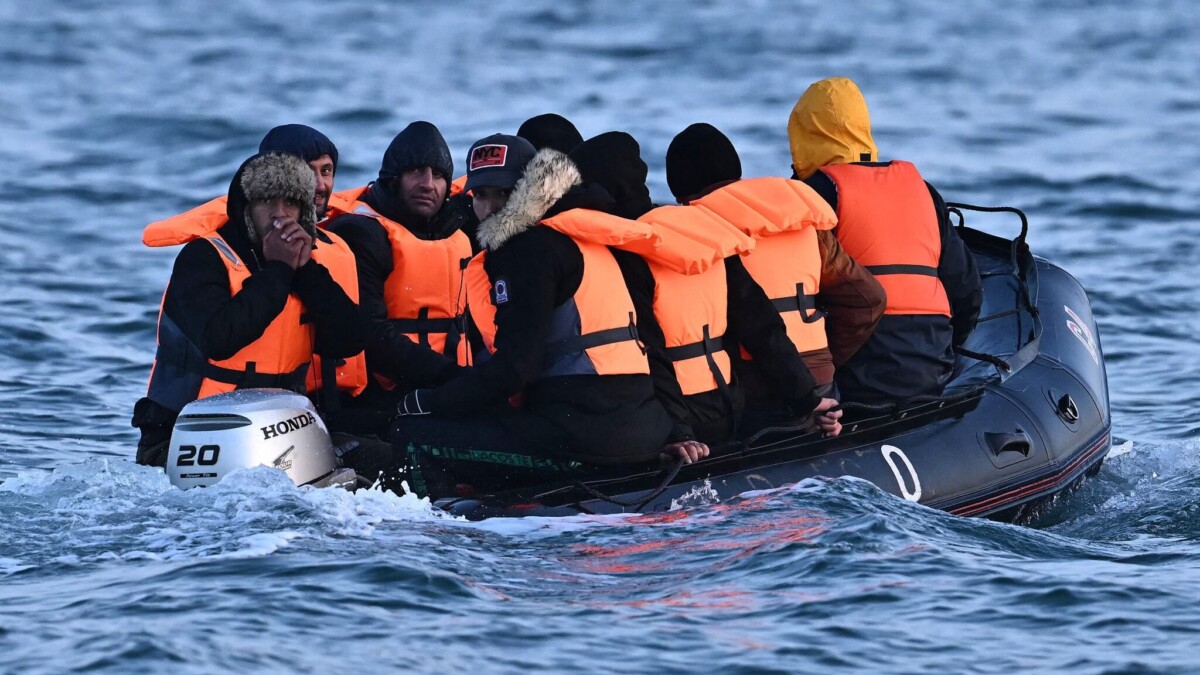 L’Allemagne saisit des milliers de gilets de sauvetage destinés aux traversées de la Manche