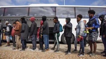 Le Royaume-Uni double ses arrestations de travailleurs en situation irrégulière
