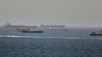 Oman et l’Iran négocient un couloir temporaire dans le détroit d’Ormuz