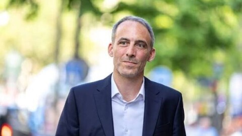 Raphaël Glucksmann porte plainte après une opération de déstabilisation russe
