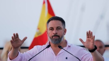 Santiago Abascal à Ceuta réclame la militarisation de la frontière et des sanctions contre Rabat