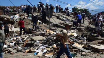 Séisme en Colombie : plus de 180 morts, les secours cherchent des survivants
