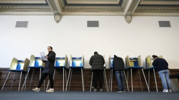 Un juge fédéral suspend la loi de l’Ohio exigeant une preuve de citoyenneté pour voter