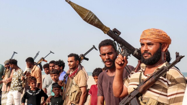 サウジアラビア南部でフーシ派の攻撃により民間人11人が負傷