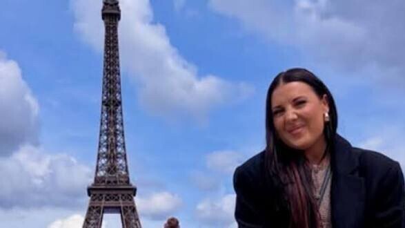 Une Australienne affirme avoir échappé à un enlèvement près de la tour Eiffel