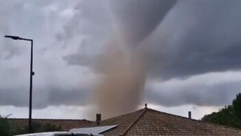 Une tornade frappe le sud de la France et blesse plus de quarante personnes