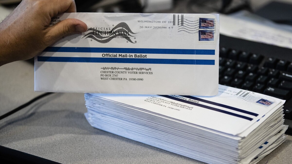 Une vingtaine d’États démocrates attaquent en justice l’ordre de Trump sur le vote postal