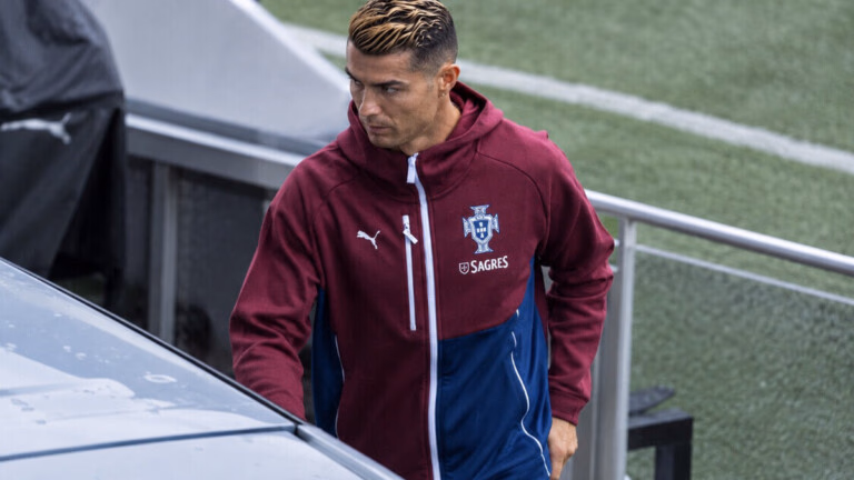 — Cristiano Ronaldo quitte le stade avant l’entraînement du Portugal, la tension avec Jorge Jesus monte encore