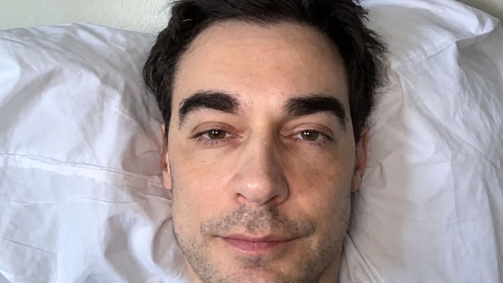 Mort d’Arnaud Denis à 43 ans : ses obsèques auront lieu le 1er octobre à Paris