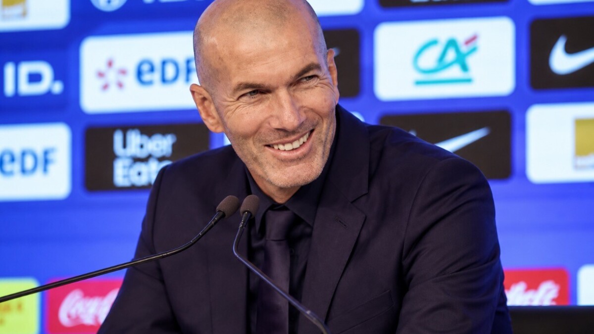 Présidentielle 2027: Zinédine Zidane refuse de dévoiler ses convictions politiques Présidentielle 2027: Zinédine Zidane refuse de dévoiler ses convictions politiques