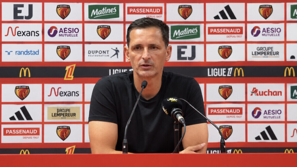 — RC Lens : Dino Toppmöller déjà débarqué, Yannick Cahuzac en pole pour prendre sa place