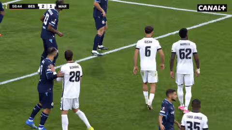 — Ligue Europa: l’OM sombre à Istanbul, balayé 4-1 par Besiktas avant de recevoir le PSG