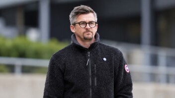 L’ex-joueur de l’OM Joey Barton restera en prison jusqu’en mars 2027. La justice refuse encore de libérer
