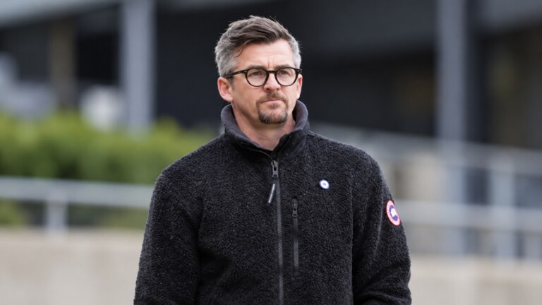 L’ex-joueur de l’OM Joey Barton restera en prison jusqu’en mars 2027. La justice refuse encore de libérer