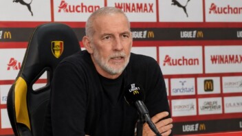 — Éric Roy, trois ans et demi avec un cancer du pancréas de stade 4: «Il cachait sa chimiothérapie sous son manteau à l’entraînement», raconte sa femme