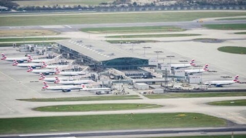 Chaos aérien au Royaume-Uni : plus de 1 000 vols annulés après une panne nationale